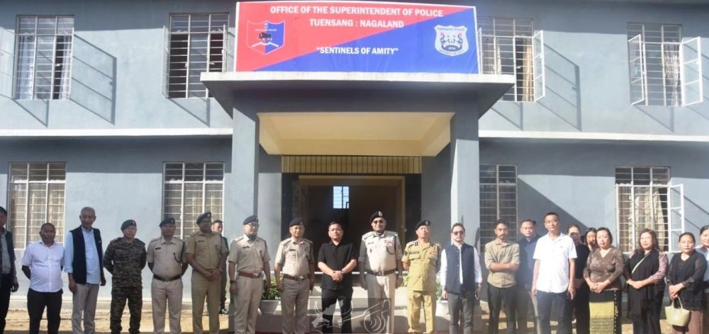 Minister P Bashangmongba Chang and others during the inauguration of the new SP office building in Tuensang on August 28. (DIPR Photo)